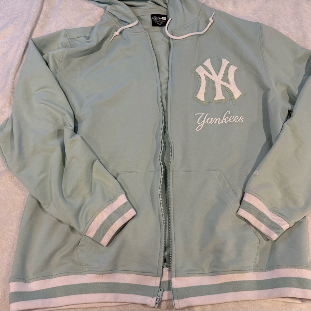 New Era Light Blue/Green New York Yankees Hoodie with White Drawstrings